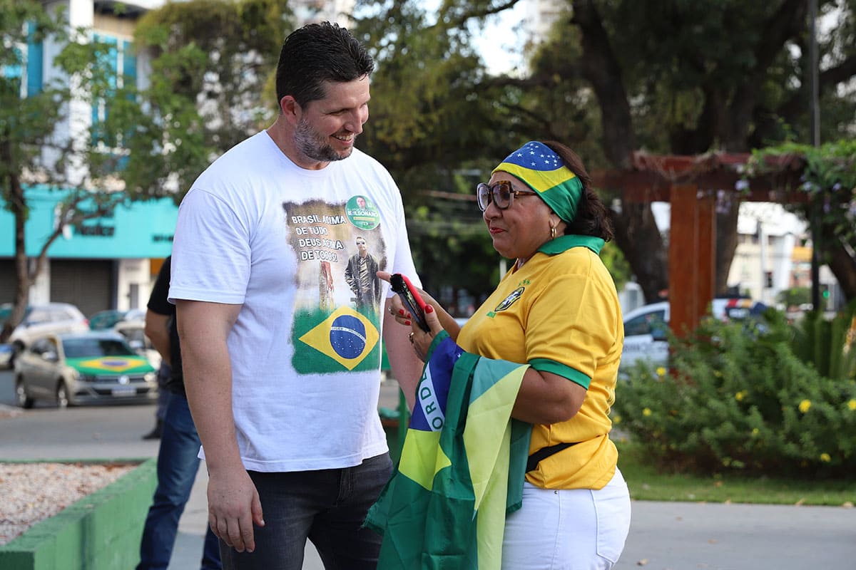 Ato pro bolsonaro praça 8 de abril