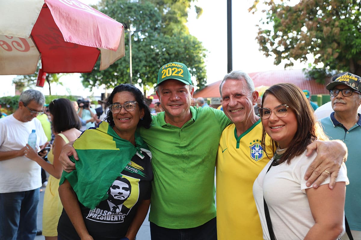 Ato pro bolsonaro praça 8 de abril