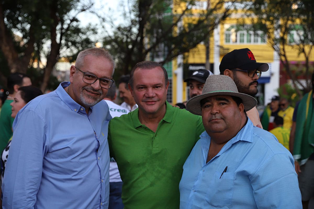 Ato Pró-Bolsonaro em Cuiabá (01/05)