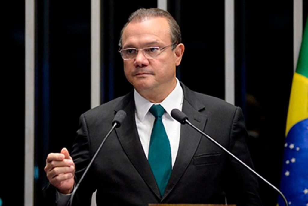 Senador-Wellington-Fagundes melhor senador de mt